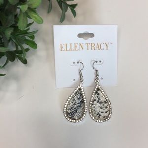 NWT ELLEN TRACY Grey Snake Skin Diamond Earrings